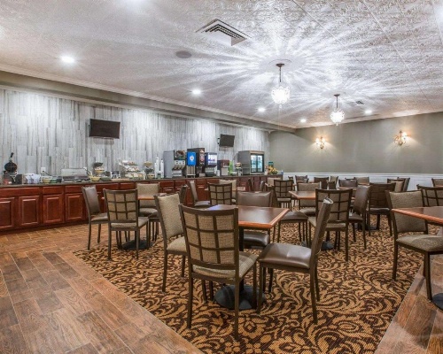 Quality Inn Massena image 11