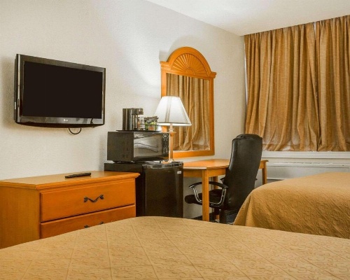 Quality Inn Massena image 20