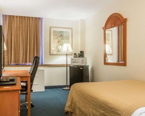 Quality Inn Massena image 9